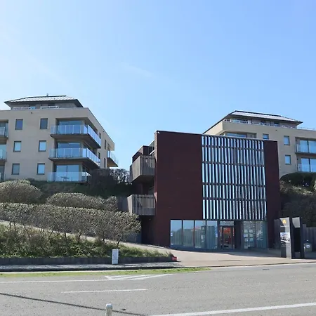 In Near The Beach, Cleaning Included Nieuwpoort
